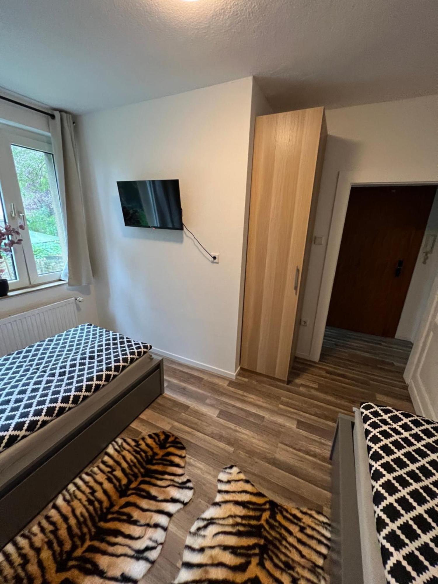 Apartments In Schoener Lage In Moenchengladbach Buitenkant foto